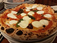 Pizzeria Avalon food