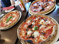 Goodfellas Wood Oven Pizza food