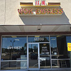 Wok Express outside