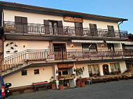 Albergo Neve outside