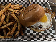 Buck's Whiskey Burger food