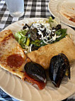 Benito's Italian Cafe & Pizzeria food