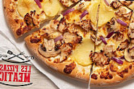 Pizza Hut food