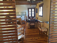 El De La Casita De Cabrejas inside