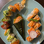 Miyumi Sushi food