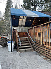 Little Truckee Ice Creamery outside