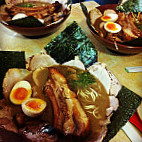 Gumshara Ramen food