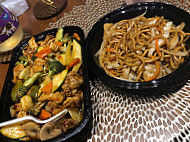 Lucky Wok Asian Cafe food