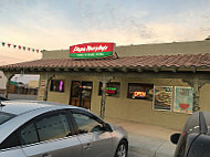 Papa Murphy 's Take 'n ' Bake Pizza outside