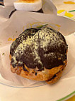 Beard Papa's food