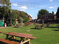 Jolly Farmers Hurst Pub inside