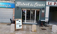 Bistrot Du Cours outside