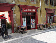 Les Halles inside