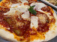 Amalfis Italian And Pizzeria food