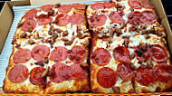 Little Caesars Pizza food