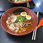 Gumshara Ramen food