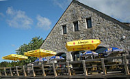 Restaurant du Mas de la Barque outside