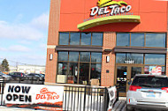 Del Taco outside