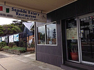 Seaside Eatery outside