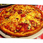 Pizzeria Vesuvio food