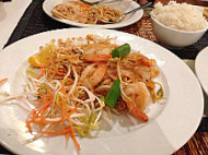 Lemongrass Thai Cuisine Restaurant food