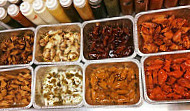 51 Wings And Things food