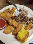 Hollier's Cajun Kitchen food