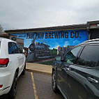 Paw Paw Brewing Production Facility outside