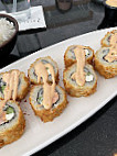 Sushi Nami food