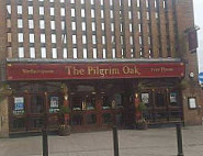 The Pilgrim Oak Hucknall outside