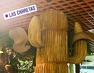 Las Carretas outside