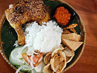 Kak Anna (papar) food