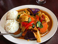 Suda Thai Cuisine food