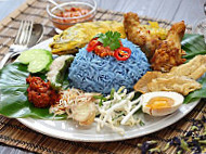 Restoran Nasi Kerabu Kak Na food