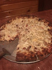 Huckleberry's Pizza food