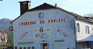 L'Auberge du Caviste outside