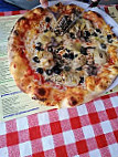 Pizza Europa food