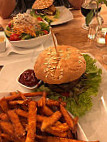 Bunte Burger food