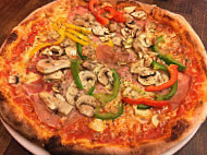 Ahmet Pizzeria Mangia e vai food