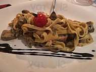 La Trattoria food