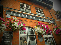 The Trent Bridge Inn outside