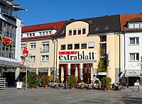 Cafe Extrablatt outside