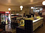 Deli Italia Segeltorp inside