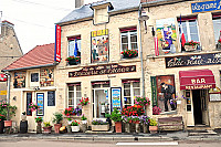 Auberge de l'Acotin outside