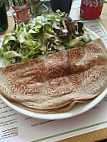 Nid De Crepes food