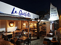 La Goelette inside