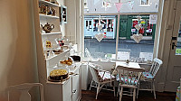 Tiggys Tea Room inside