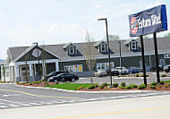 Nh Liquor Wine Outlet outside