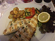 Cofone Weinbar food