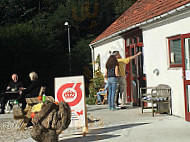 Stengårdens Økologiske Café inside